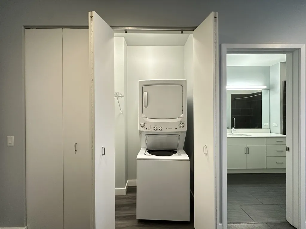 4334 N Hazel St, , 60613, USA 60613-unit#201-Chicago-IL