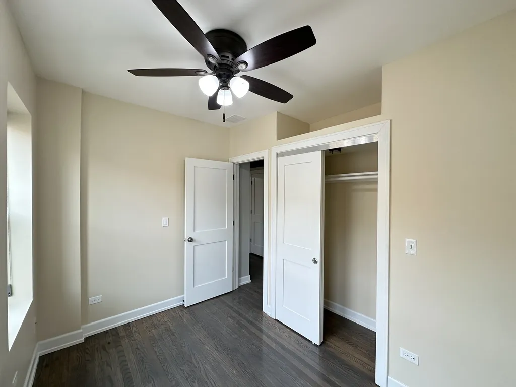 236 S Maple Ave, Oak Park,  60302, USA 60302-unit#3J-Chicago-IL