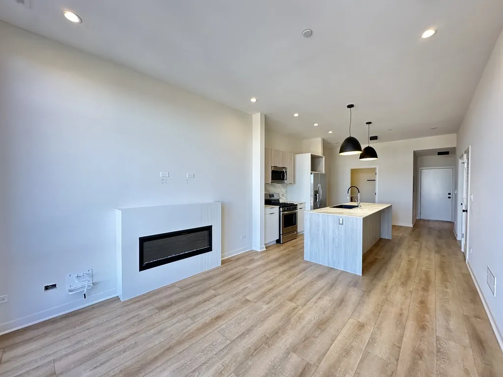 6340 W Belmont Ave, , 60634, USA 60634-unit#403-Chicago-IL