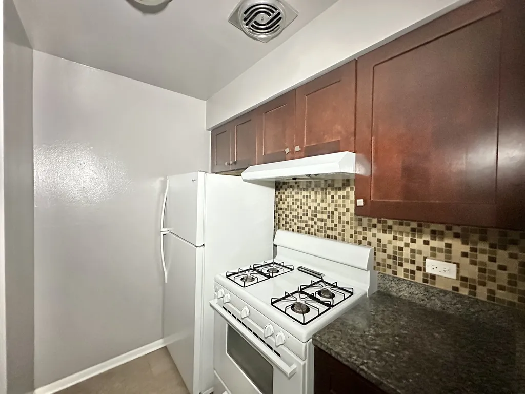 5820 N Sheridan Rd, , 60660, USA 60660-unit#410-Chicago-IL