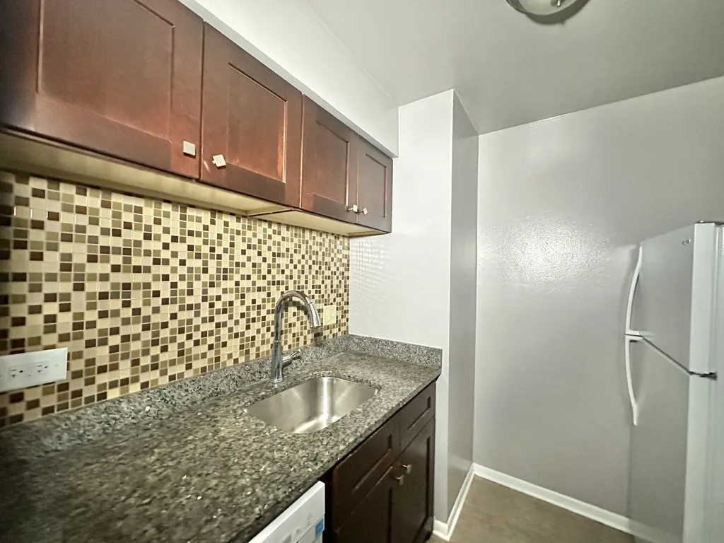 5820 N Sheridan Rd, , 60660, USA 60660-unit#410-Chicago-IL