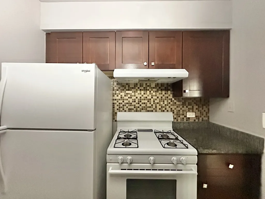 5820 N Sheridan Rd, , 60660, USA 60660-unit#410-Chicago-IL