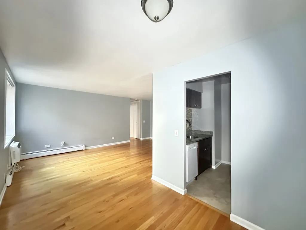 5820 N Sheridan Rd, , 60660, USA 60660-unit#410-Chicago-IL