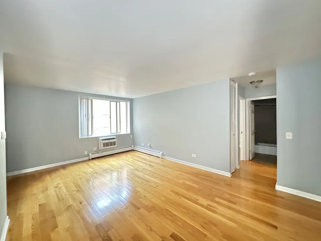 5820 N Sheridan Rd, , 60660, USA 60660-unit#410-Chicago-IL