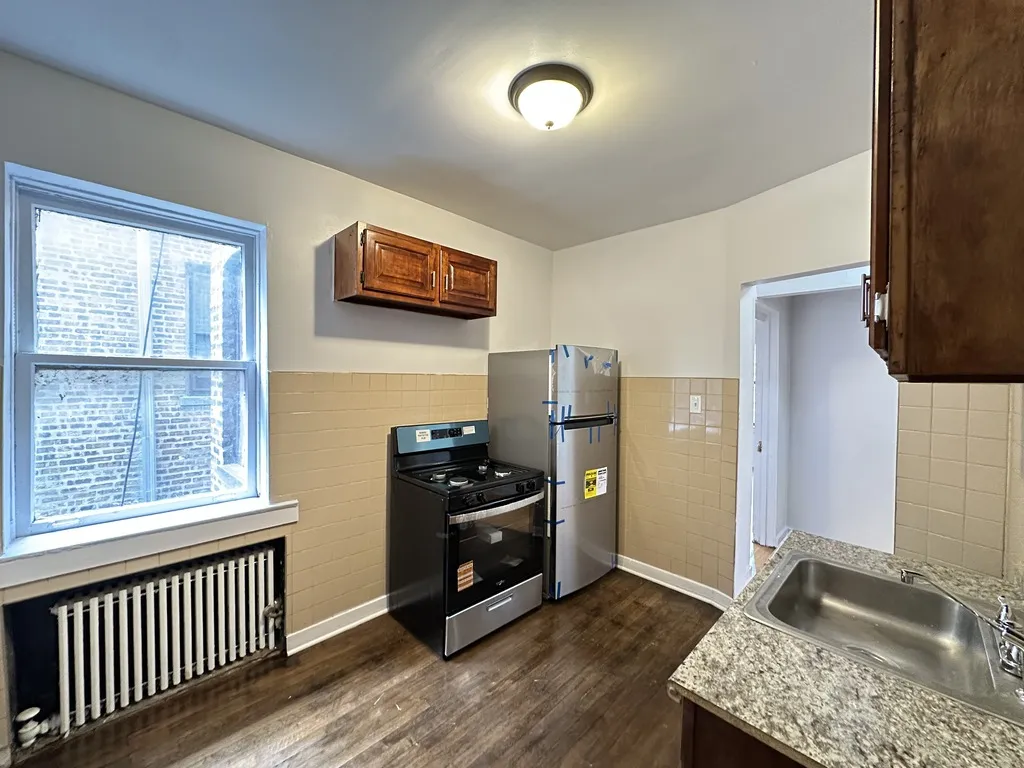 7149 S Constance Ave, , 60649, USA 60649-unit#2W-Chicago-IL
