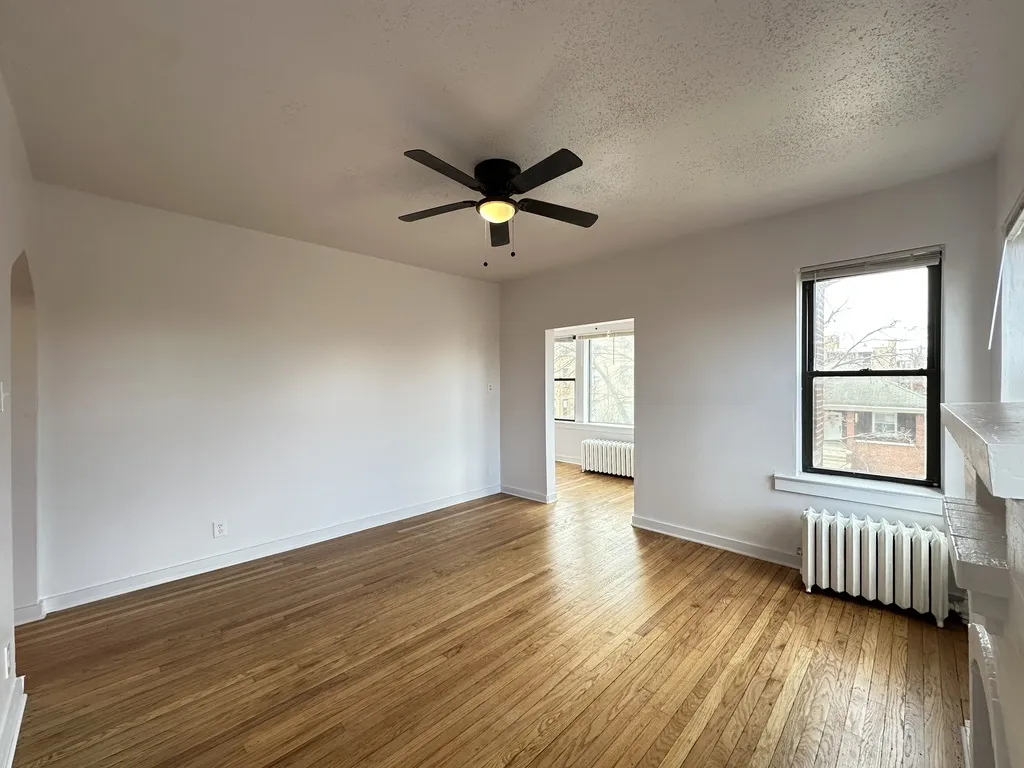 7149 S Constance Ave, , 60649, USA 60649-unit#2W-Chicago-IL