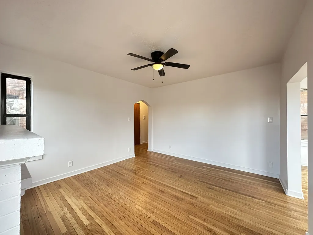 7149 S Constance Ave, , 60649, USA 60649-unit#2W-Chicago-IL