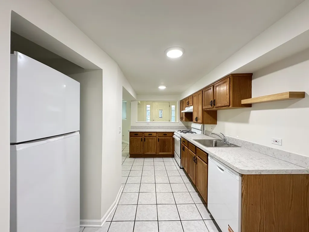 5804 N Broadway, , 60660, USA 60660-unit#GF-Chicago-IL