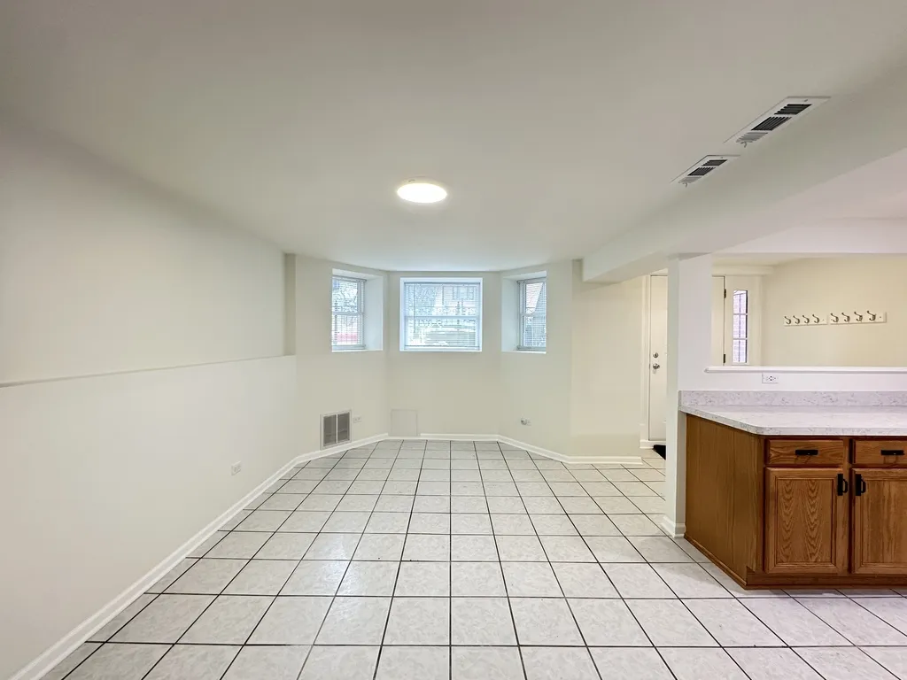 5804 N Broadway, , 60660, USA 60660-unit#GF-Chicago-IL