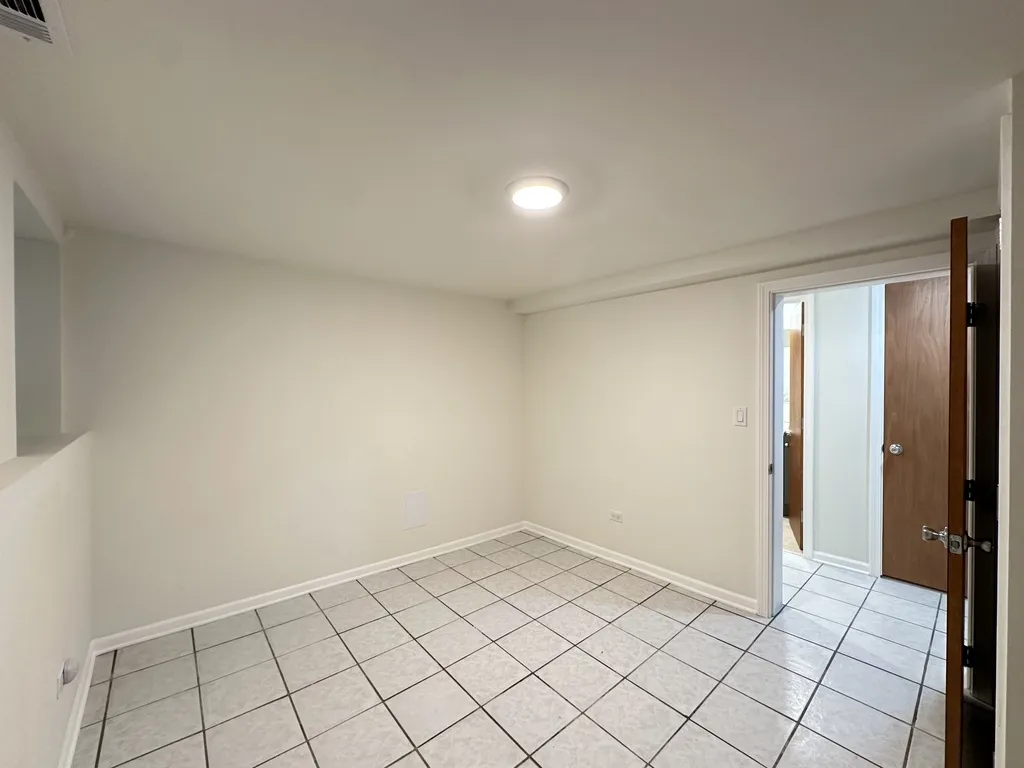 5804 N Broadway, , 60660, USA 60660-unit#GF-Chicago-IL