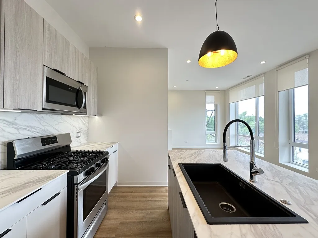 6340 W Belmont Ave, , 60634, USA 60634-unit#301-Chicago-IL