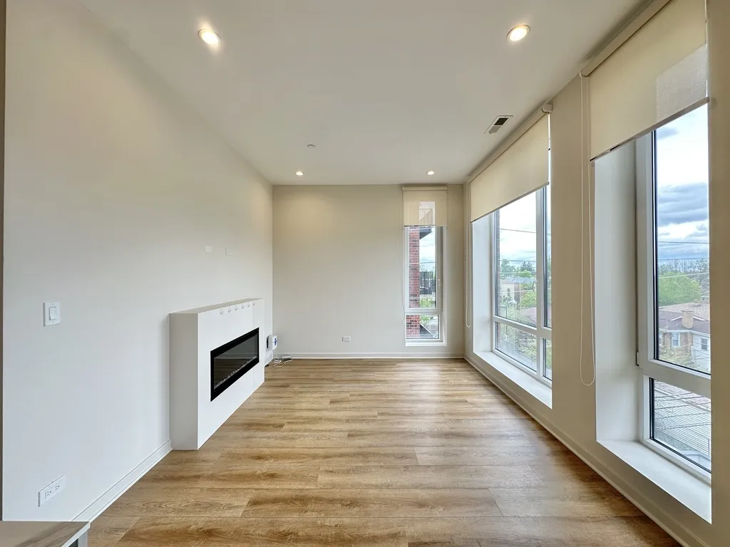 6340 W Belmont Ave, , 60634, USA 60634-unit#301-Chicago-IL