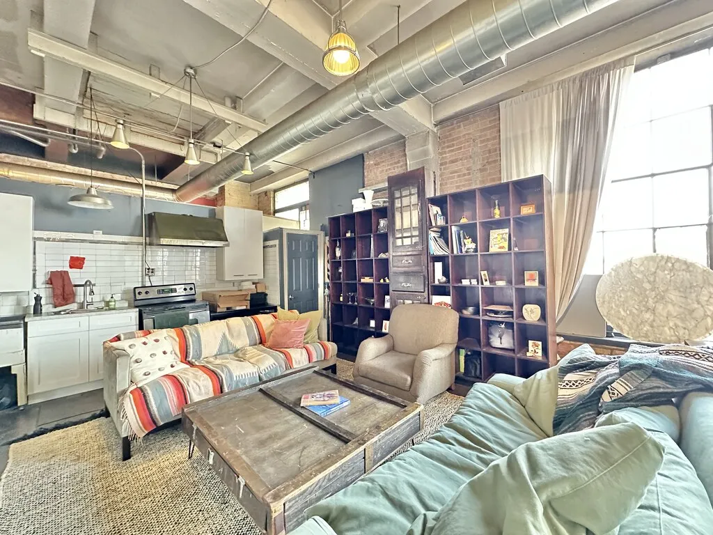 3144 W Carroll Ave, , 60612, USA 60612-unit#2H-Chicago-IL