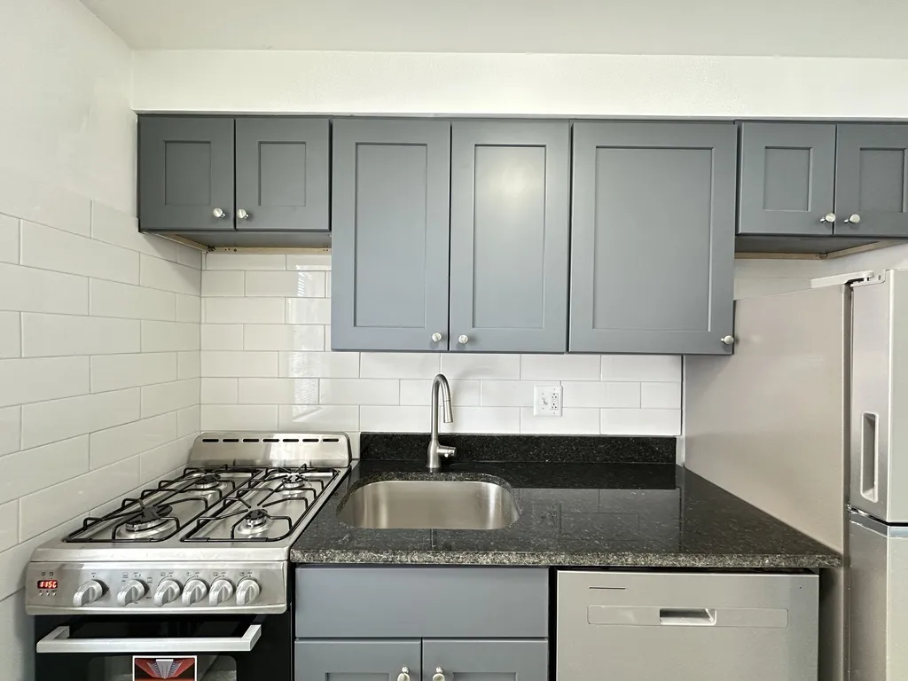6715 N California Ave, ,  60645, USA 60645-unit#GN-Chicago-IL