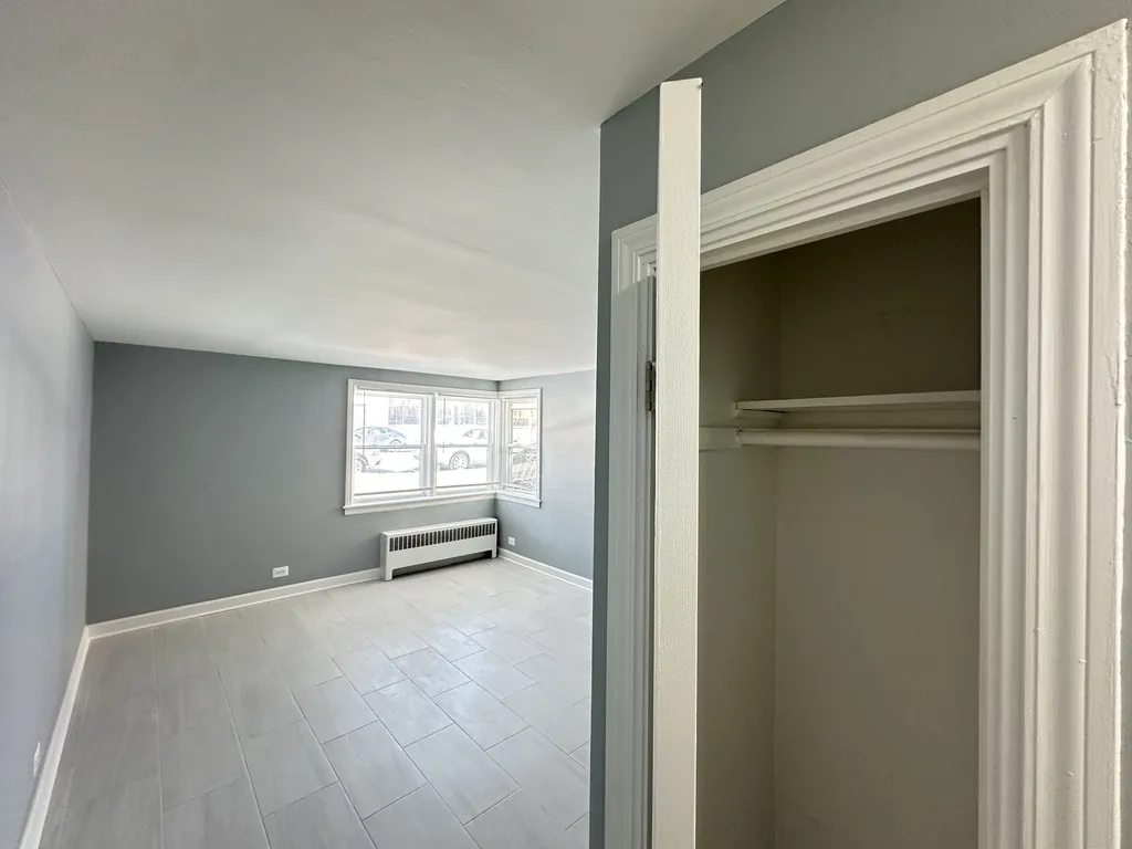 6715 N California Ave, ,  60645, USA 60645-unit#GN-Chicago-IL