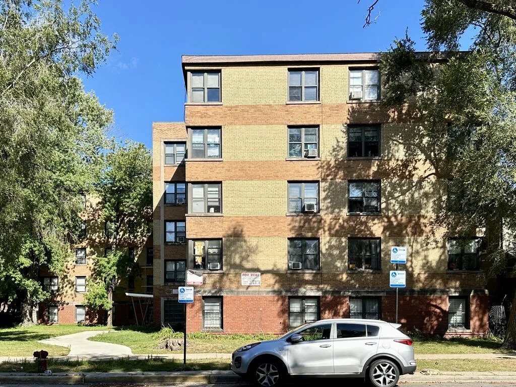 1360 W Touhy Ave, , 60626, USA 60626-unit#405-Chicago-IL