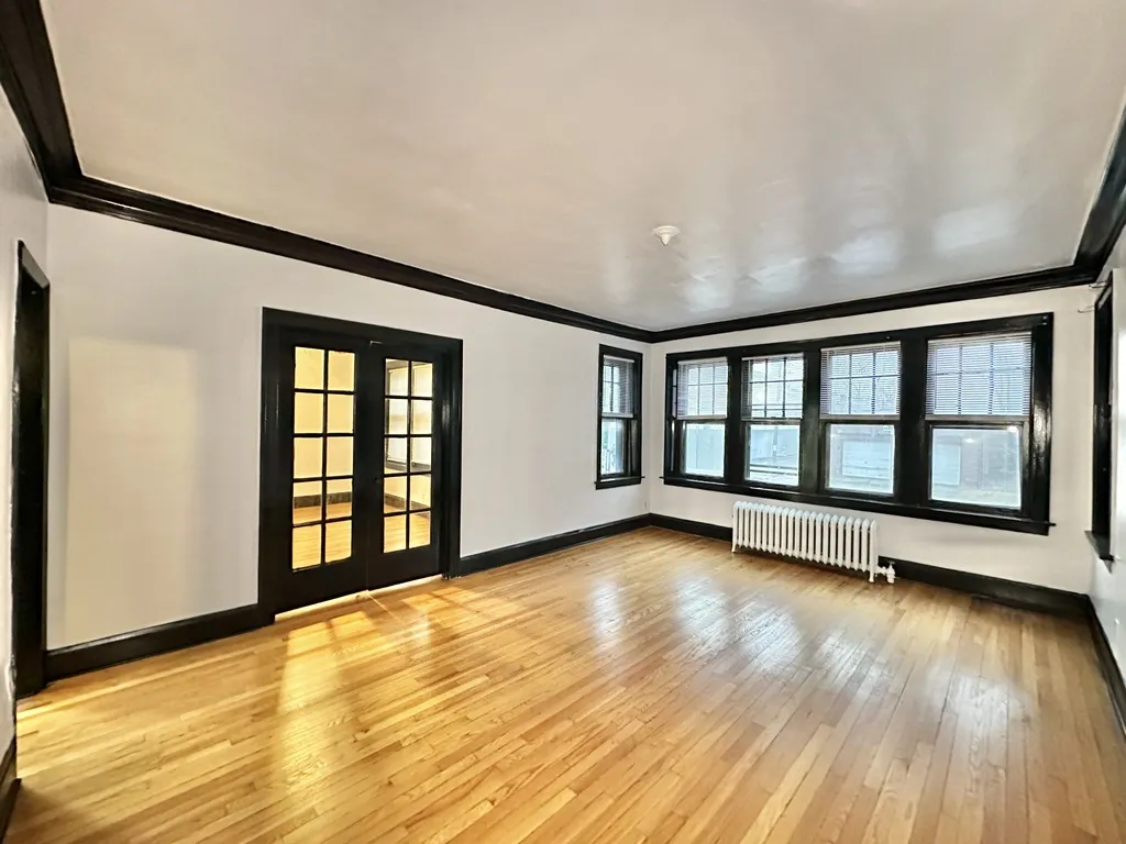 415 E 80th St, ,  60619, USA 60619-unit#1-Chicago-IL