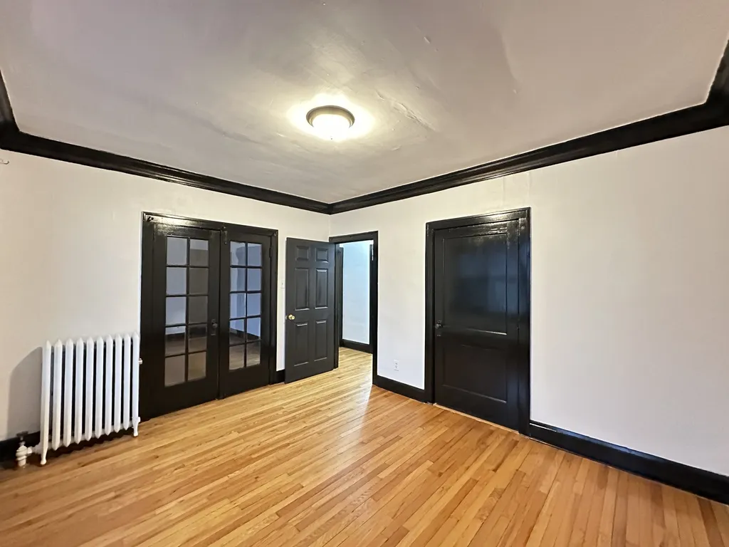 415 E 80th St, ,  60619, USA 60619-unit#1-Chicago-IL