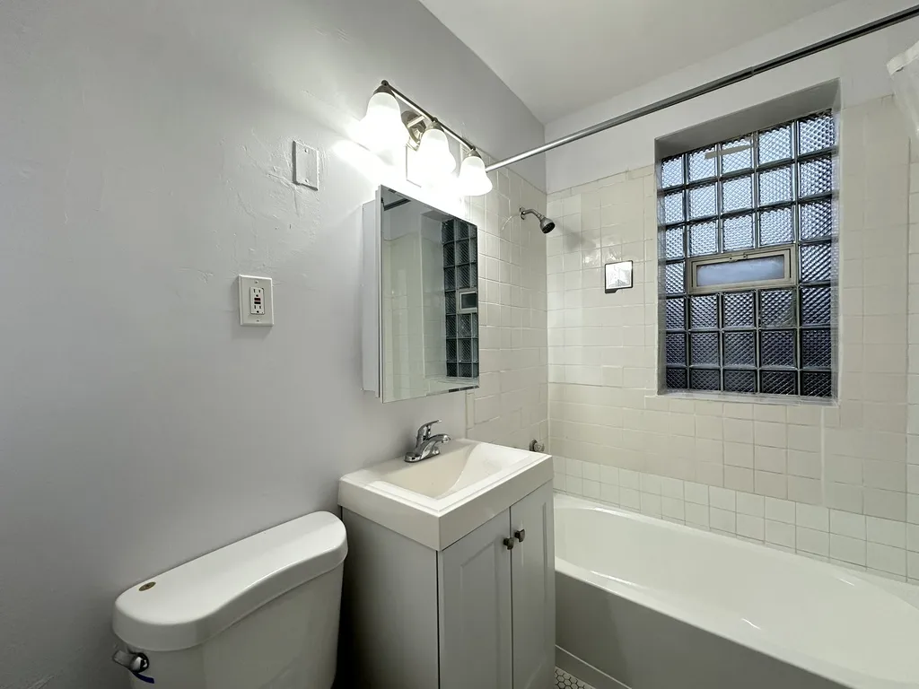 415 E 80th St, ,  60619, USA 60619-unit#1-Chicago-IL