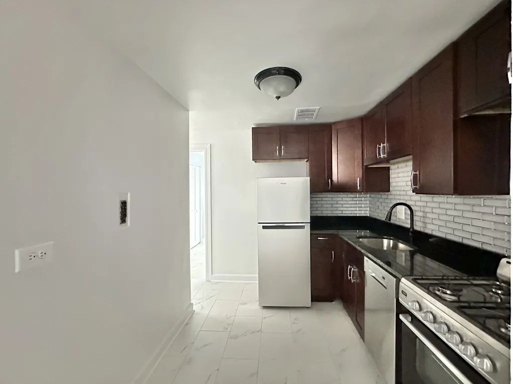 6709 N California Ave, ,  60645, USA 60645-unit#GS-Chicago-IL