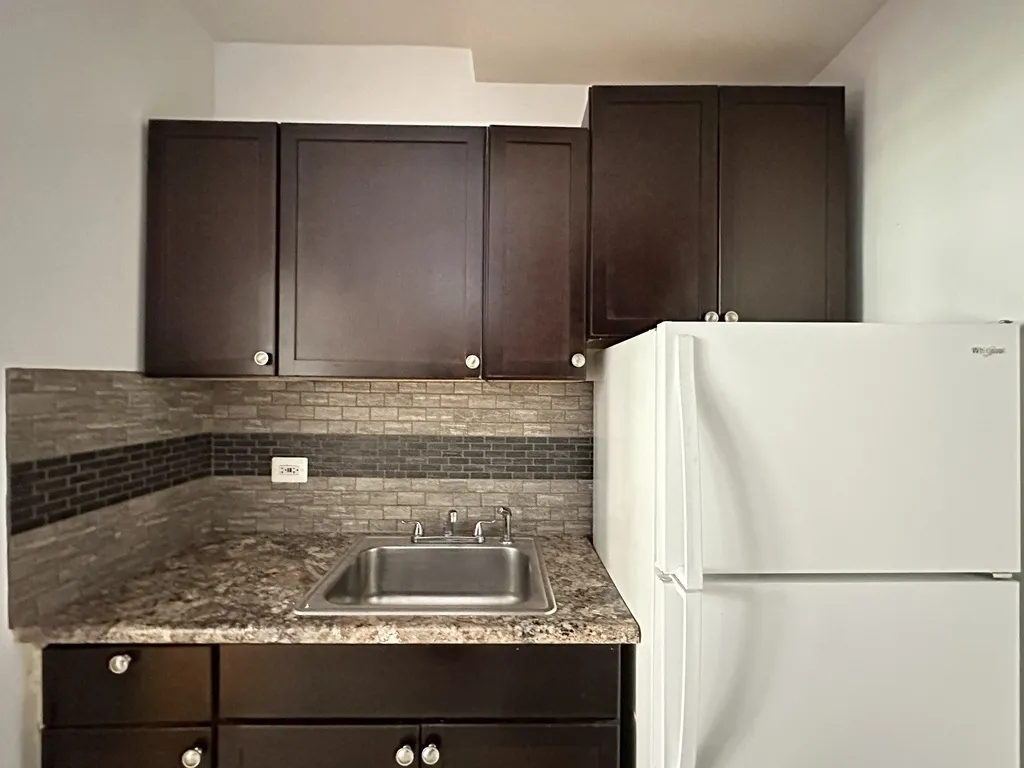 1363 W Estes Ave, ,  60626, USA 60626-unit#1H-Chicago-IL