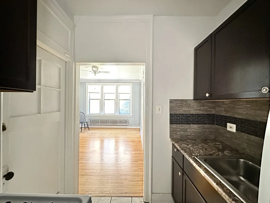 1363 W Estes Ave, ,  60626, USA 60626-unit#1H-Chicago-IL