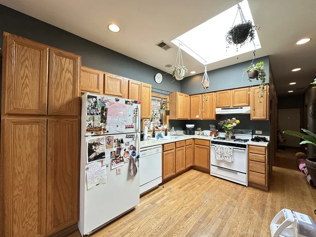 1426 N Bosworth Ave, ,  60642, USA 60642-unit#2-Chicago-IL