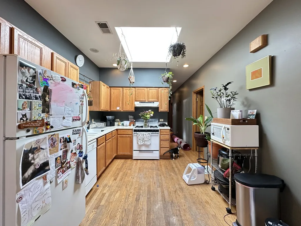 1426 N Bosworth Ave, ,  60642, USA 60642-unit#2-Chicago-IL