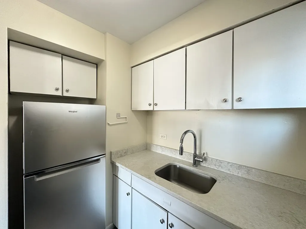 1400 Ave, Evanston, 60201, USA 60201-unit#208-Chicago-IL
