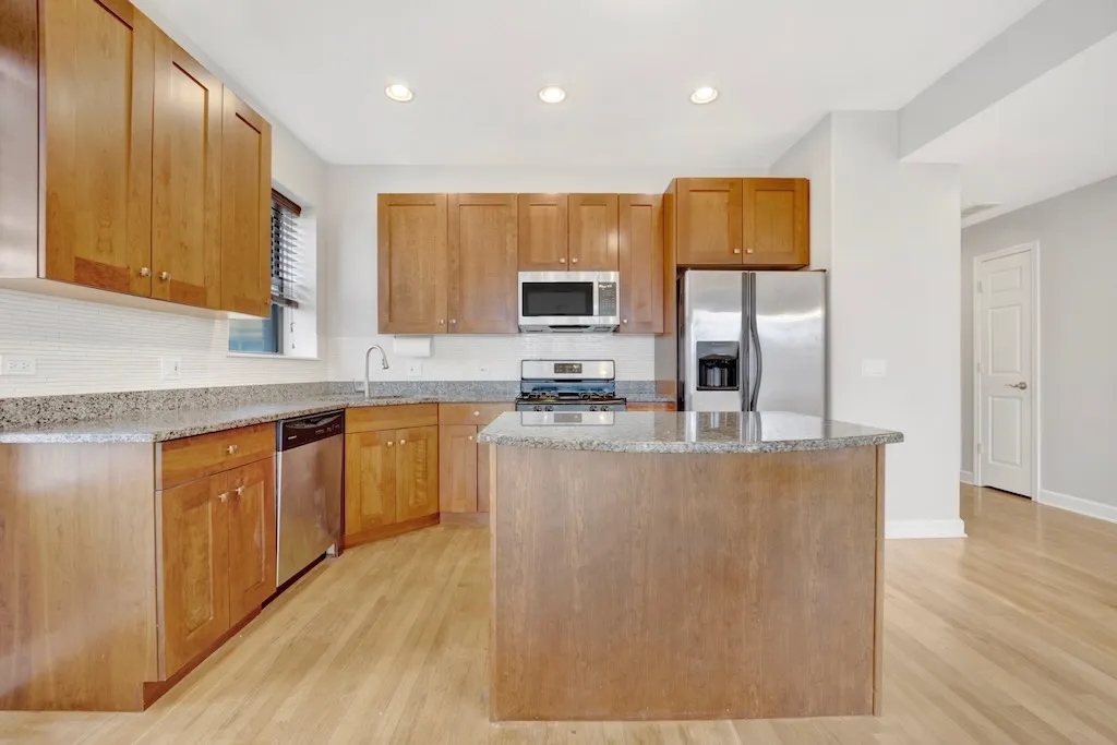 4817 N Kimball Ave, , 60625, USA 60625-unit#3-Chicago-IL