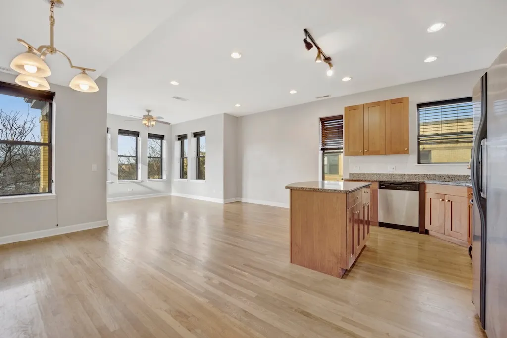 4817 N Kimball Ave, , 60625, USA 60625-unit#3-Chicago-IL