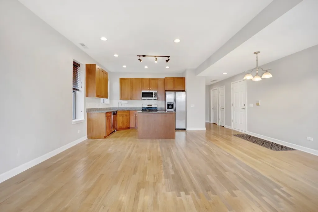 4817 N Kimball Ave, , 60625, USA 60625-unit#3-Chicago-IL