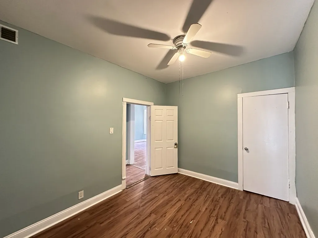 3336 W  Ave, ,  60651, USA 60651-unit#1F-Chicago-IL