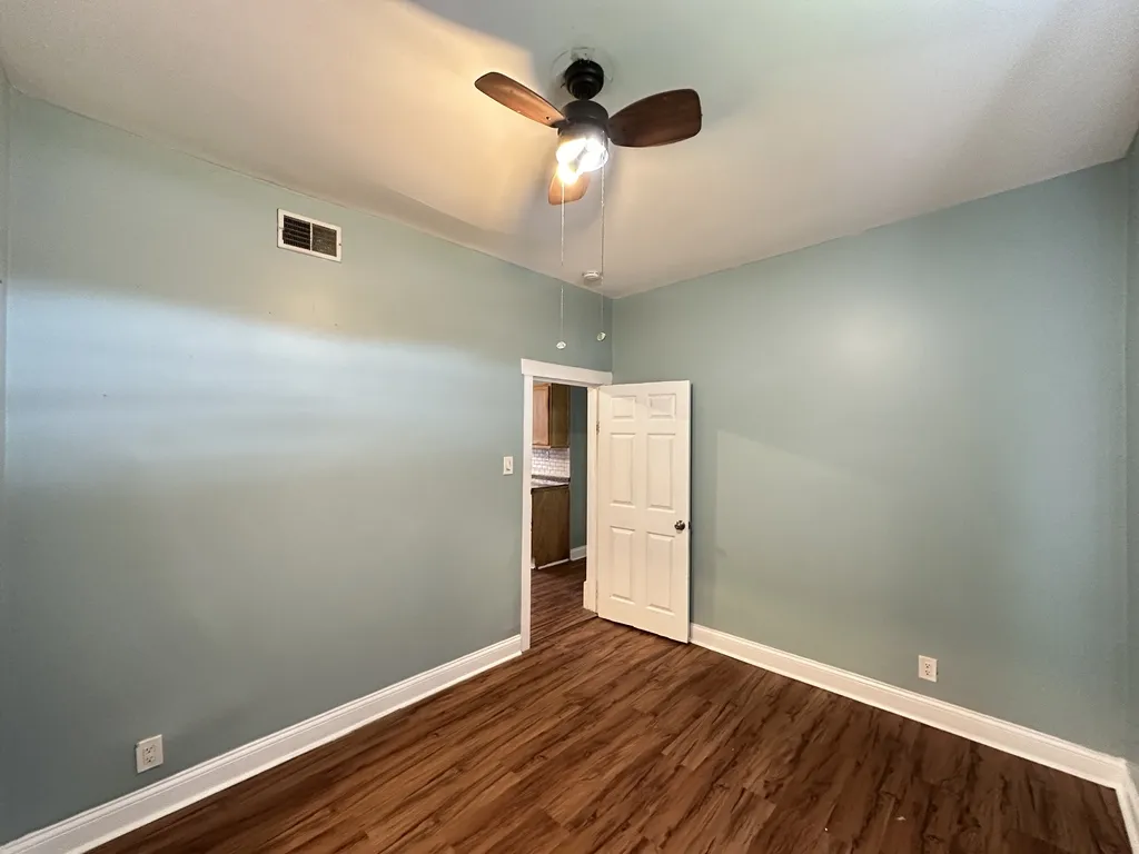 3336 W  Ave, ,  60651, USA 60651-unit#1F-Chicago-IL