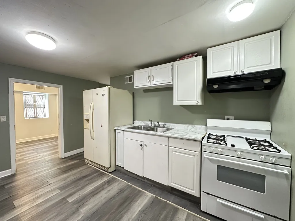 3336 W Ave, , 60651, USA 60651-unit#BF-Chicago-IL