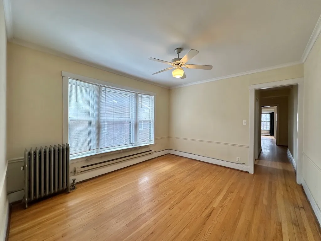943 Judson Ave, Evanston,  60202, USA 60202-unit#2-Chicago-IL