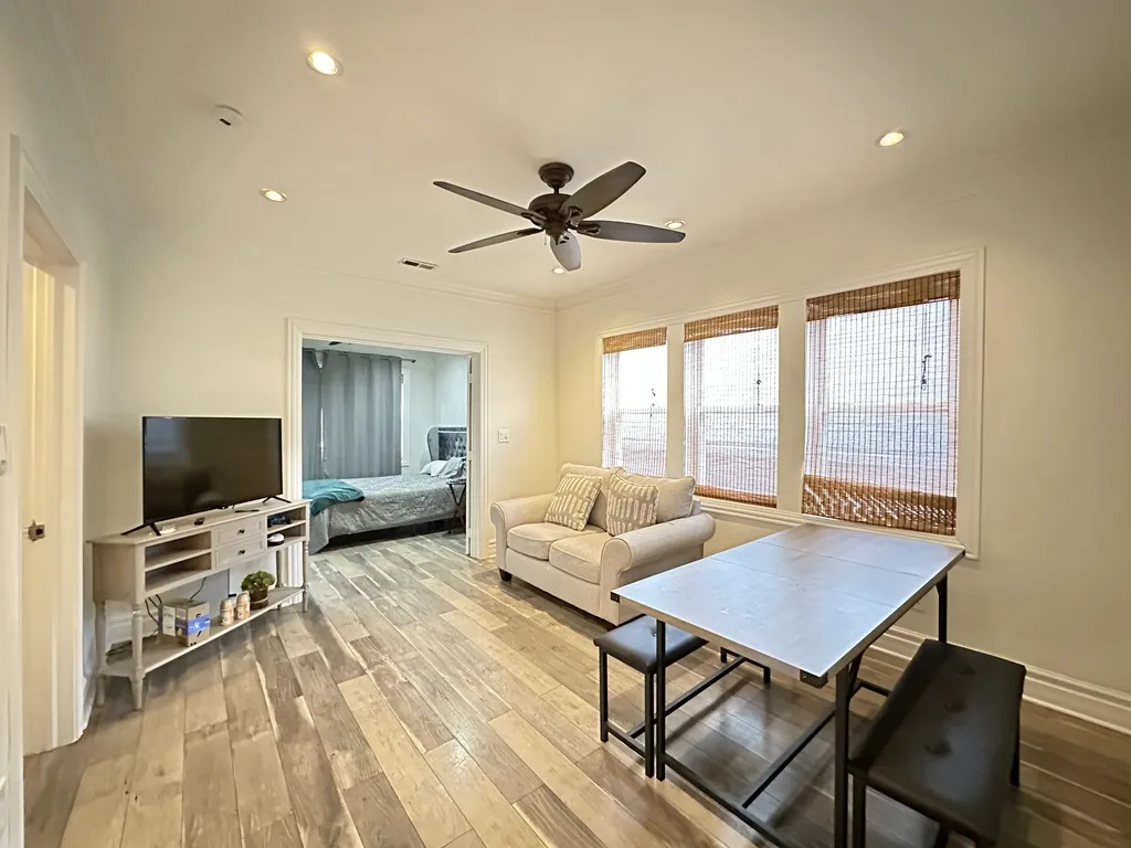 720 N Elizabeth St, ,  60642, USA 60642-unit#2-Chicago-IL