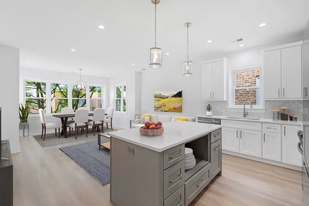 6423 N Washtenaw Ave, ,  60645, USA 60645-unit#1-Chicago-IL