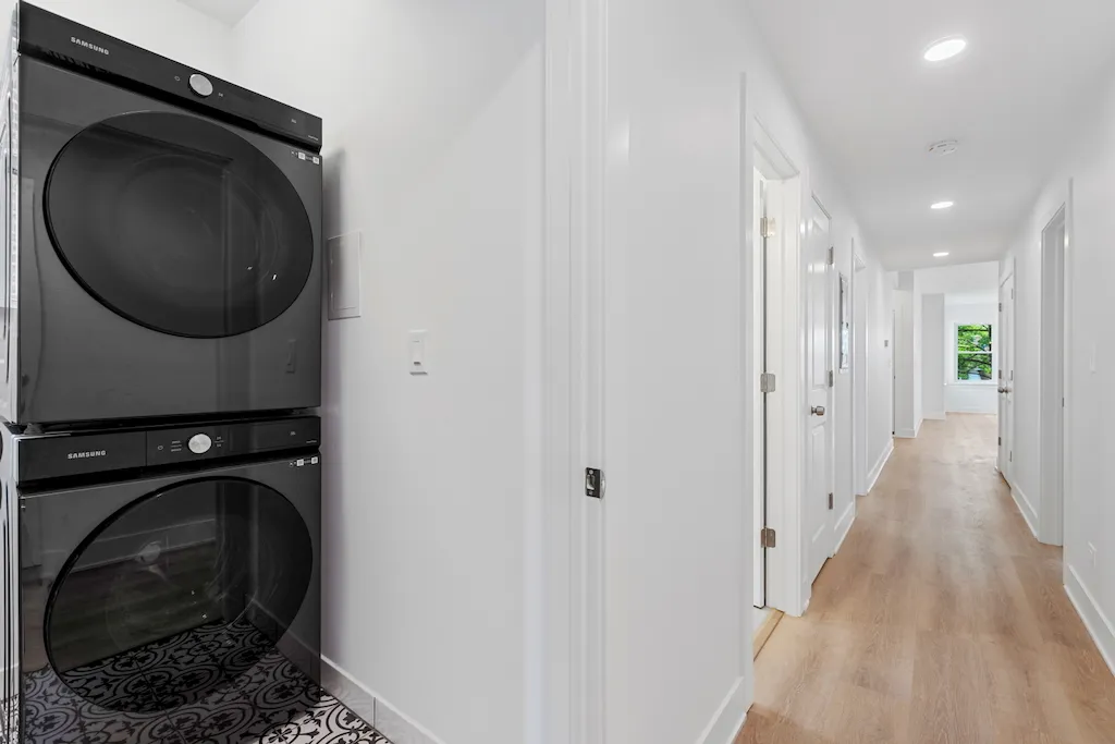 6423 N Washtenaw Ave, ,  60645, USA 60645-unit#1-Chicago-IL