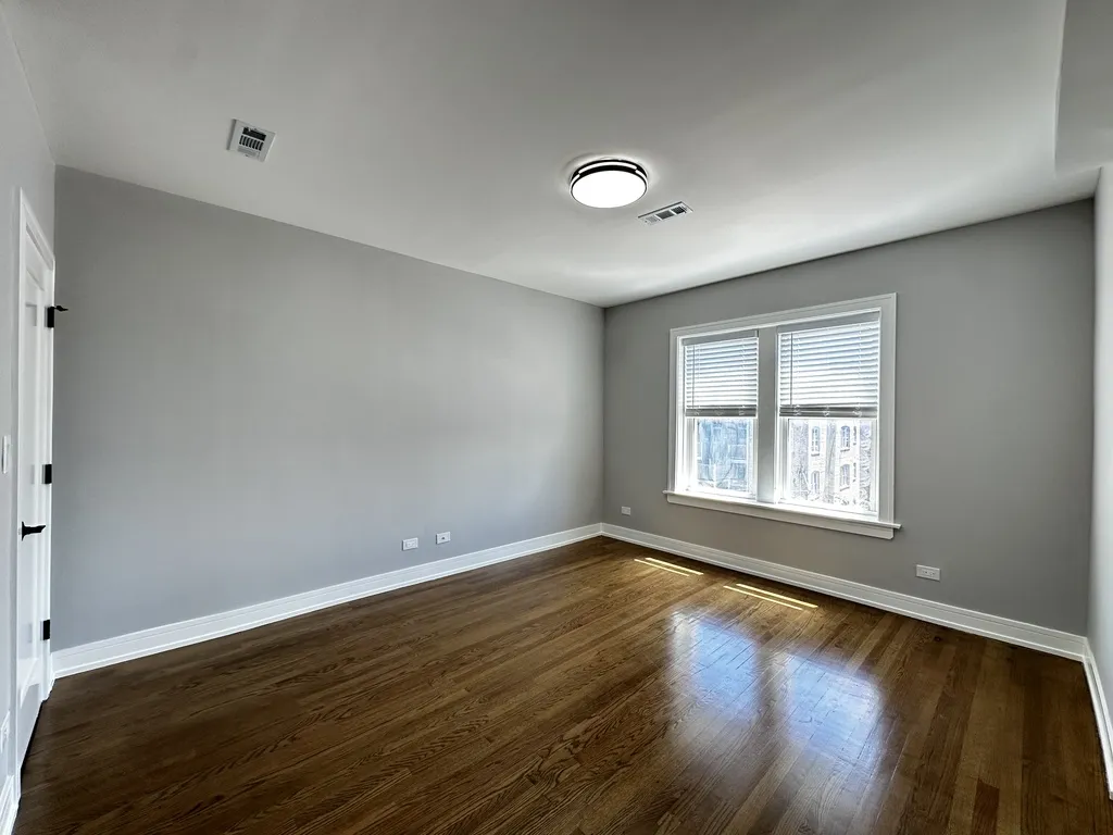 2639 W Carmen Ave, , 60625, USA 60625-unit#3-Chicago-IL