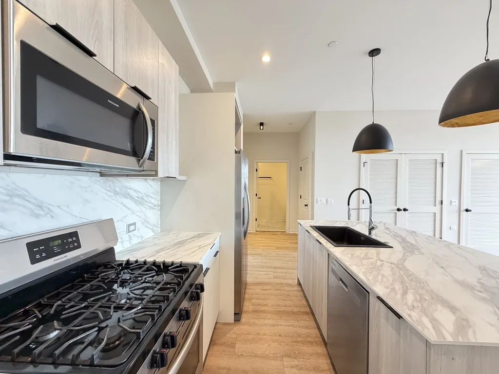 3207 N Narragansett Ave, , 60634, USA 60634-unit#307-Chicago-IL