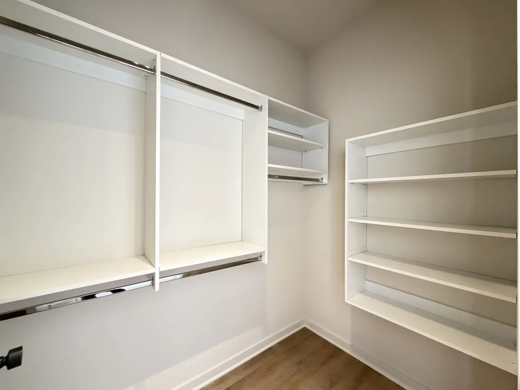 3207 N Narragansett Ave, , 60634, USA 60634-unit#307-Chicago-IL
