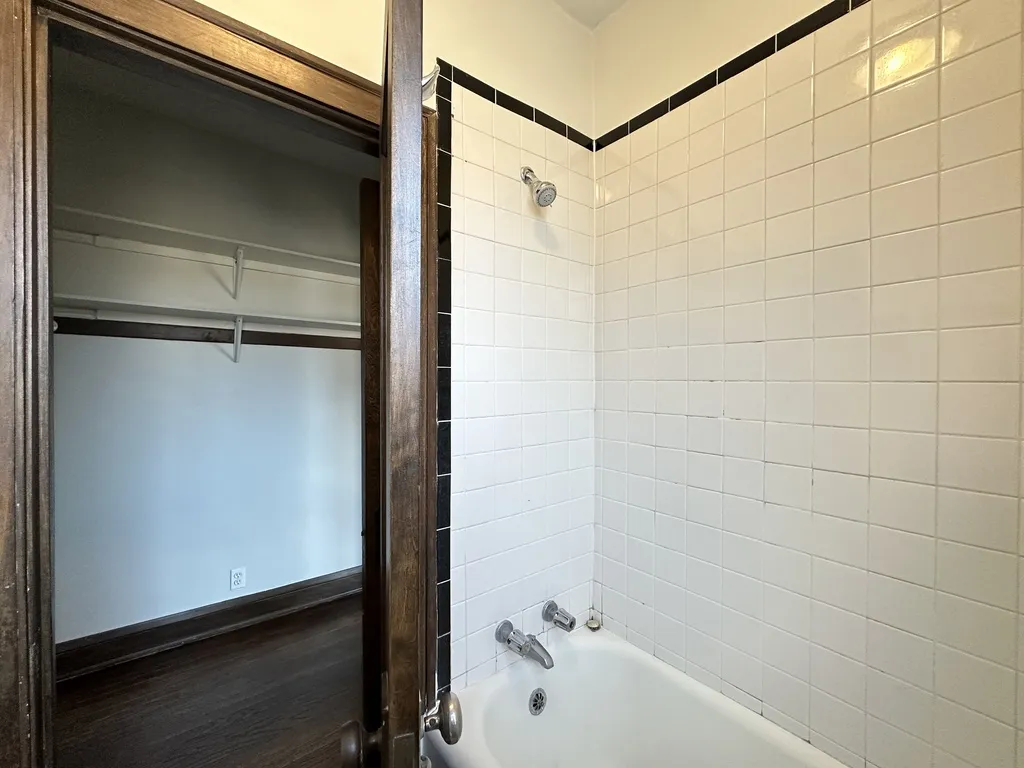 1367 E 53rd St, , 60615, USA 60615-unit#307-Chicago-IL