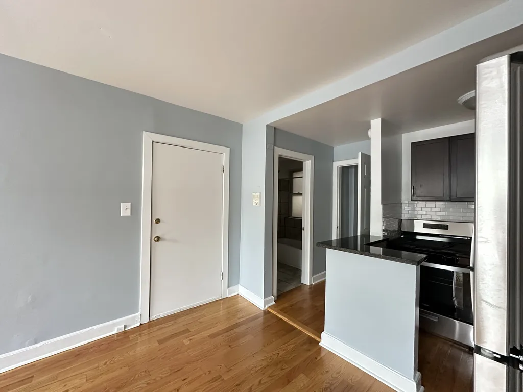 5670 N Ridge Ave, ,  60660, USA 60660-unit#1S-Chicago-IL