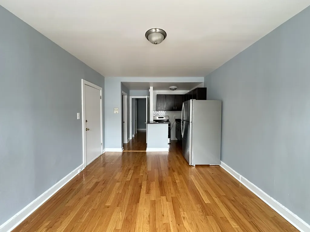 5670 N Ridge Ave, ,  60660, USA 60660-unit#1S-Chicago-IL