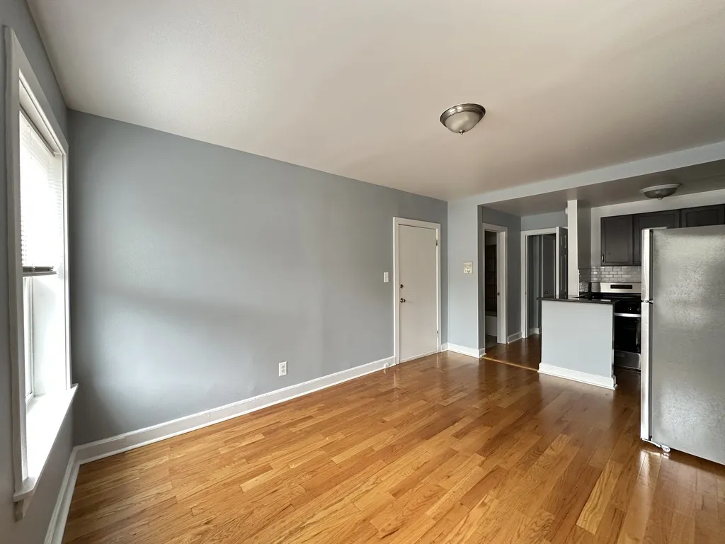 5670 N Ridge Ave, ,  60660, USA 60660-unit#1S-Chicago-IL