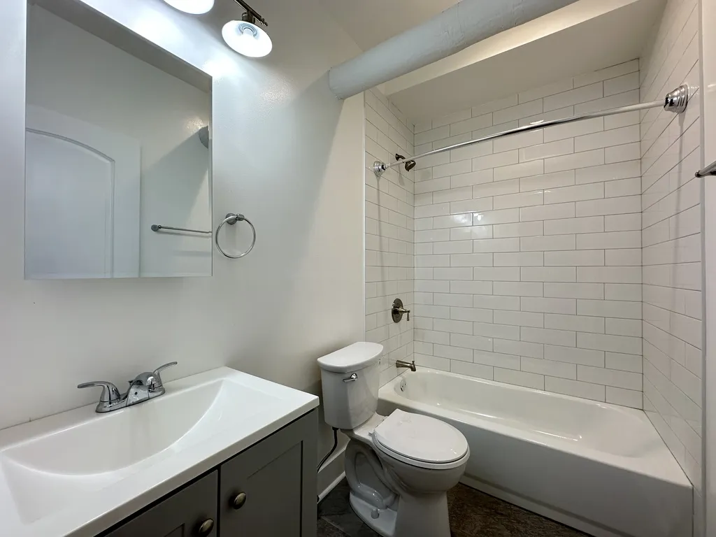 5010 N Springfield Ave, , 60625, USA 60625-unit#G-Chicago-IL