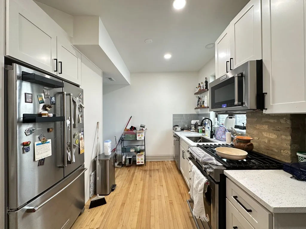 1933 N Fairfield Ave, ,  60647, USA 60647-unit#2F-Chicago-IL