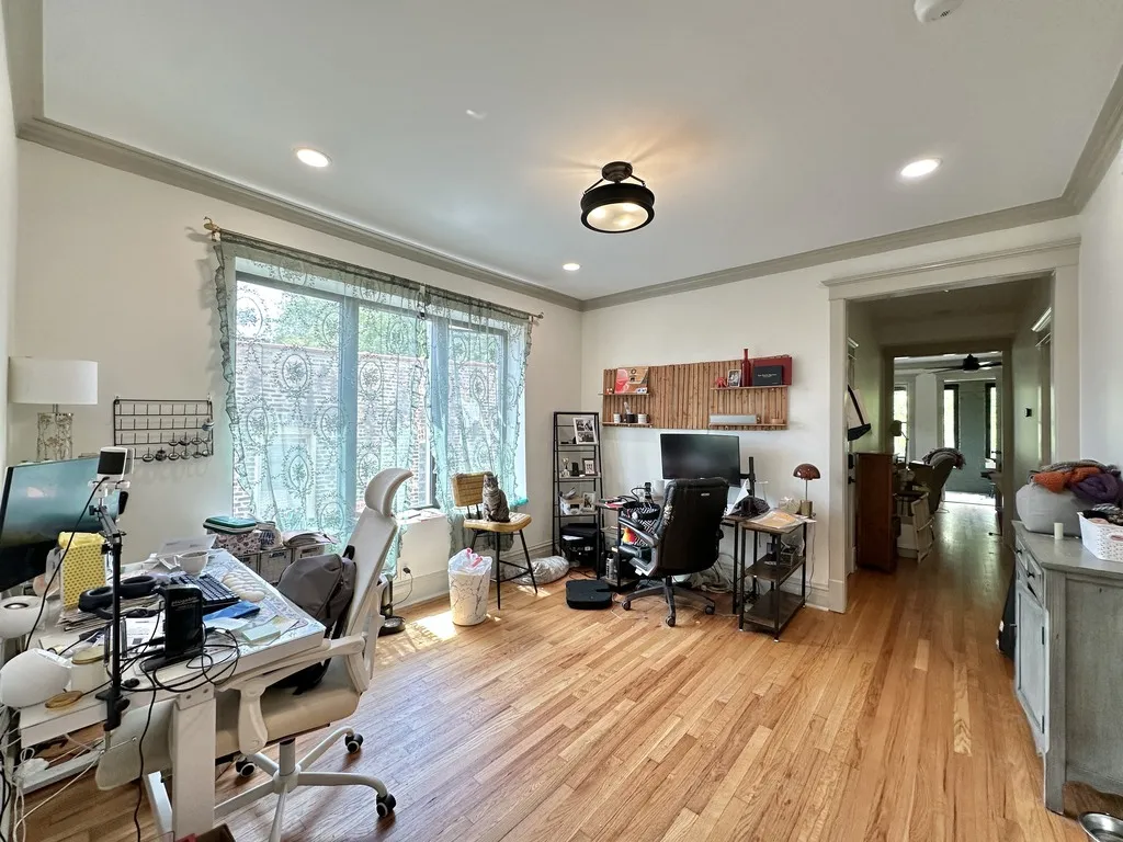 1933 N Fairfield Ave, ,  60647, USA 60647-unit#2F-Chicago-IL