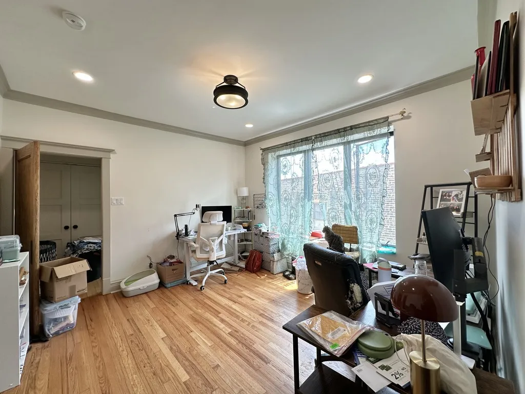 1933 N Fairfield Ave, ,  60647, USA 60647-unit#2F-Chicago-IL